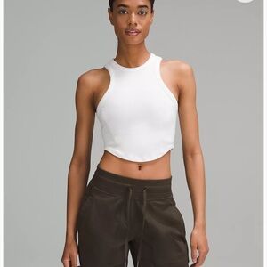 Hold tight cropped tank